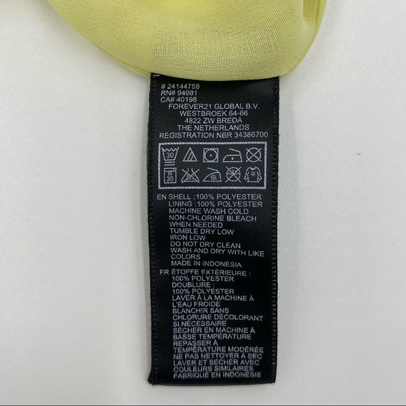 Forever 21 Essentials Top - Picture 6 of 8